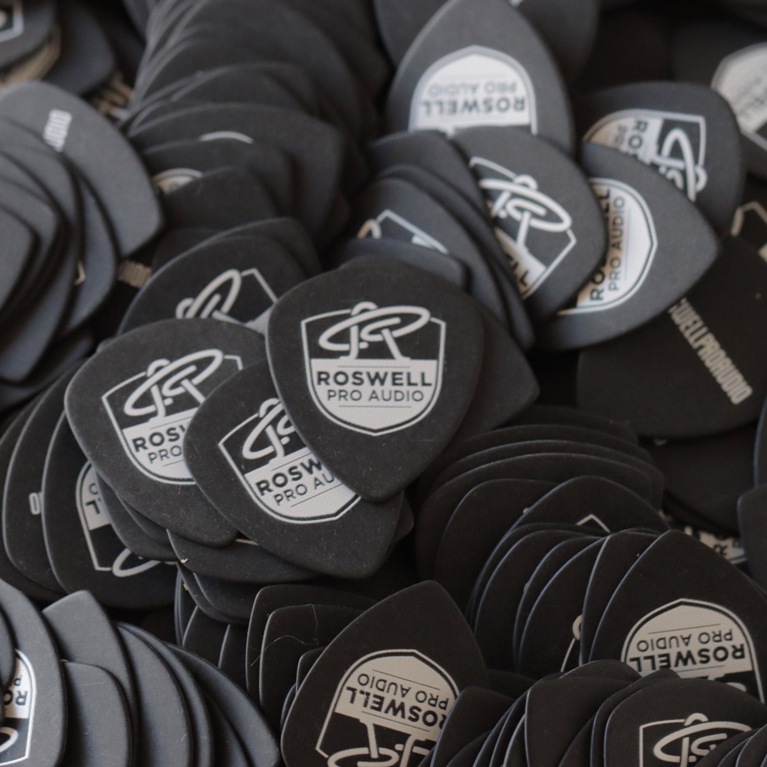 Roswell Guitar Picks
